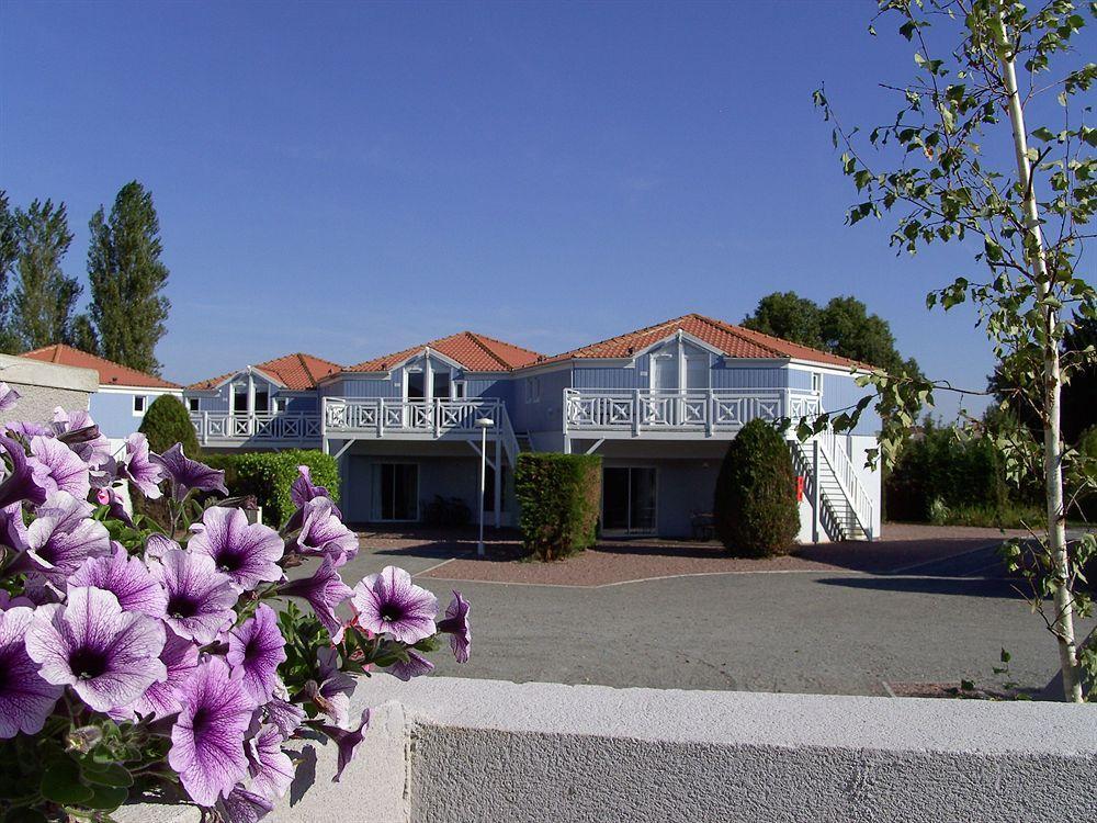 Park & Suites Village La Rochelle - Marans Marans  Exterior foto