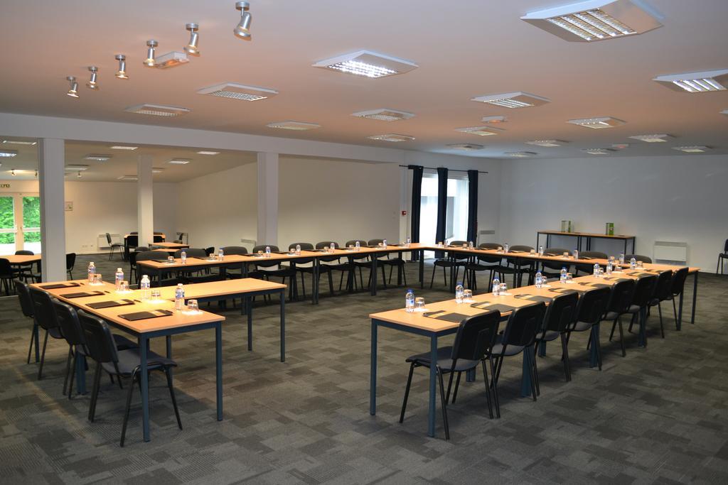Park & Suites Village La Rochelle - Marans Marans  Exterior foto